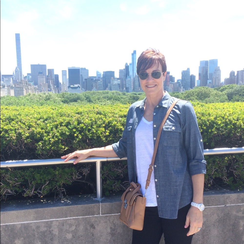 Meet your Posher, Michele